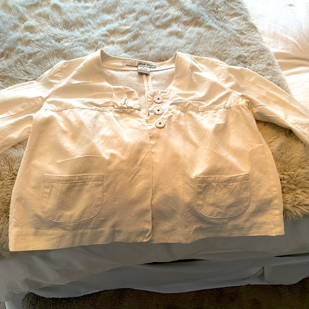 BB Dakota white linen / cotton snap closure jacket